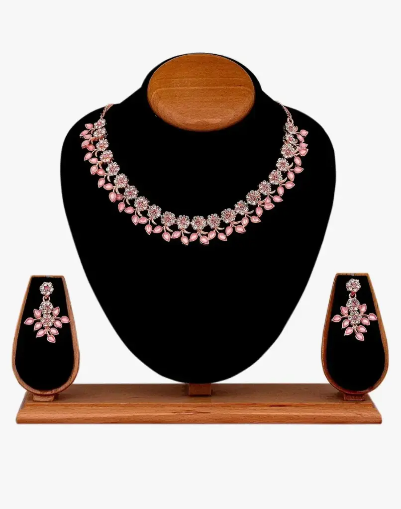 Tradition Gold Rose Necklace Set